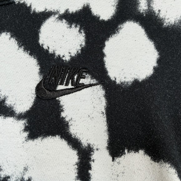 Nike Sportswear Sport Essentials+ French Terry Crew Black DM6503-010 Sz Youth XL - Picture 2 of 9